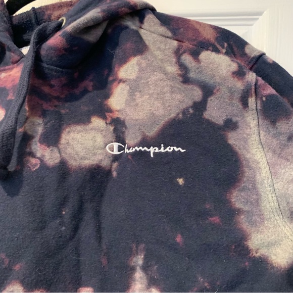 Champion Cropped Hoodie - Picture 2 of 3